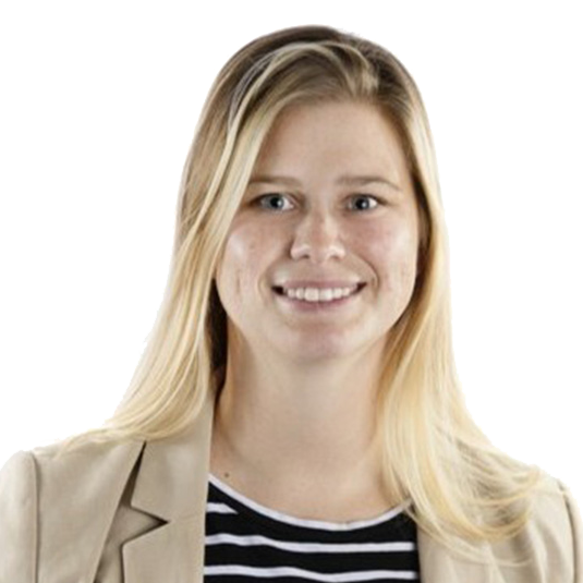 caroline bio image